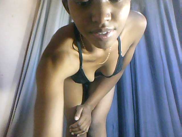 Nathiii live cam on BongaCams