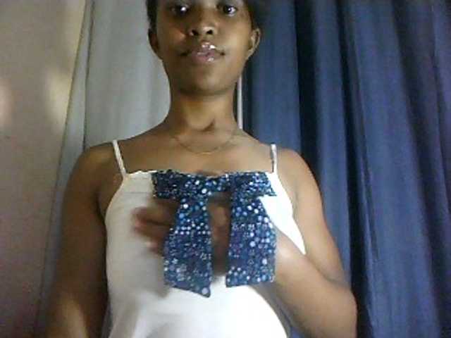 Nathiii live cam on BongaCams