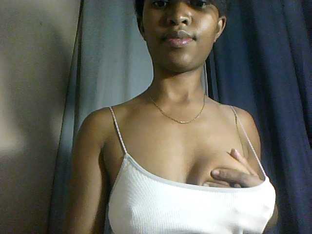 Nathiii live cam on BongaCams