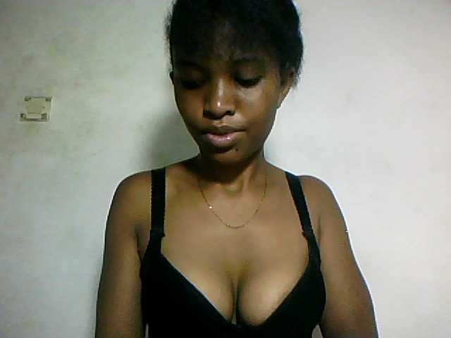 Nathiii live cam on BongaCams