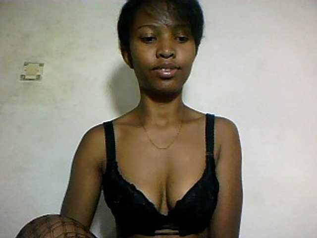 Nathiii live cam on BongaCams