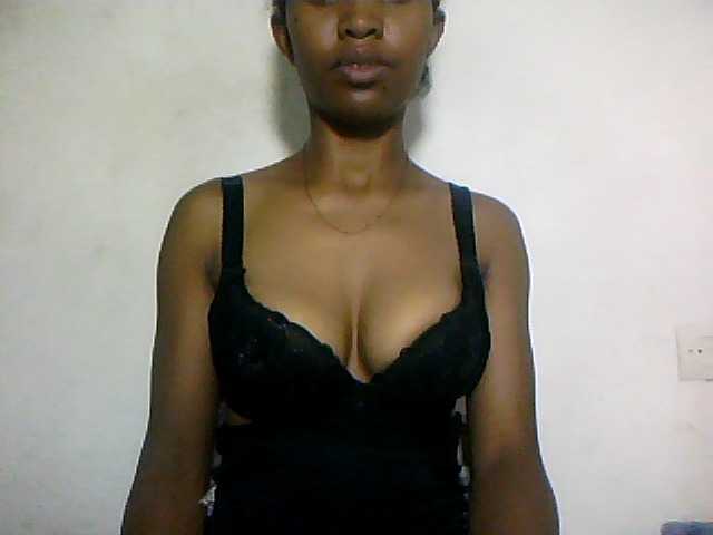 Nathiii live cam on BongaCams