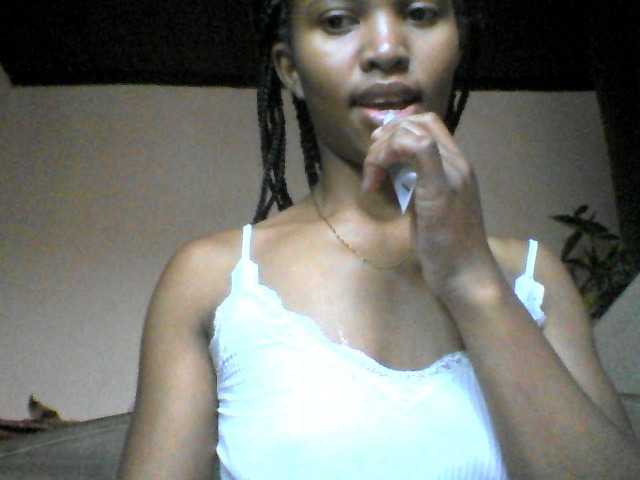 Nathiii live cam on BongaCams
