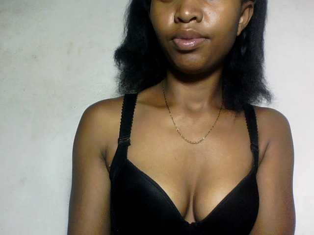 Nathiii live cam on BongaCams