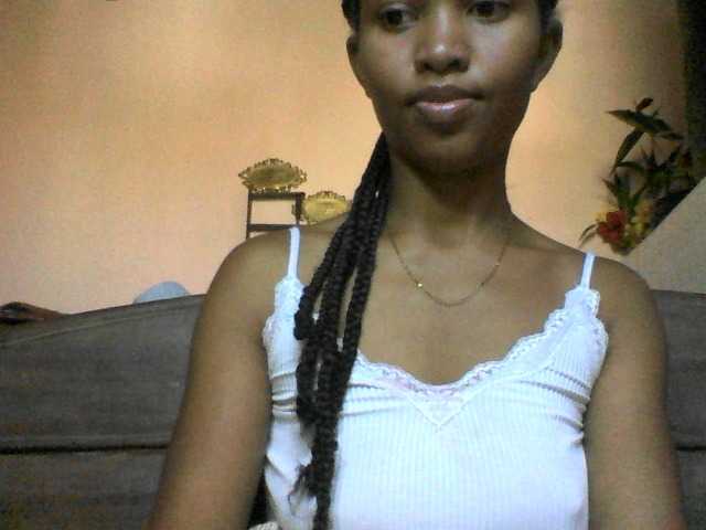 Nathiii live cam on BongaCams