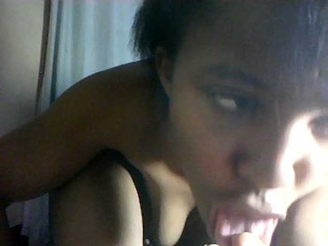 Nathiii live webcam show