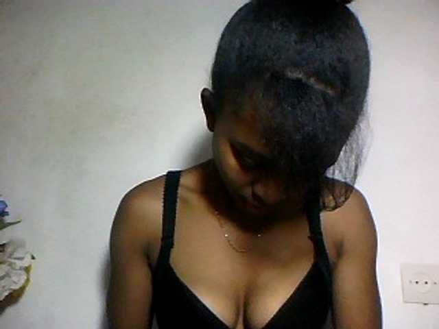 Nathiii live cam on BongaCams
