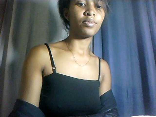 Nathiii live webcam show