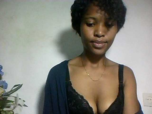 Nathiii live cam on BongaCams