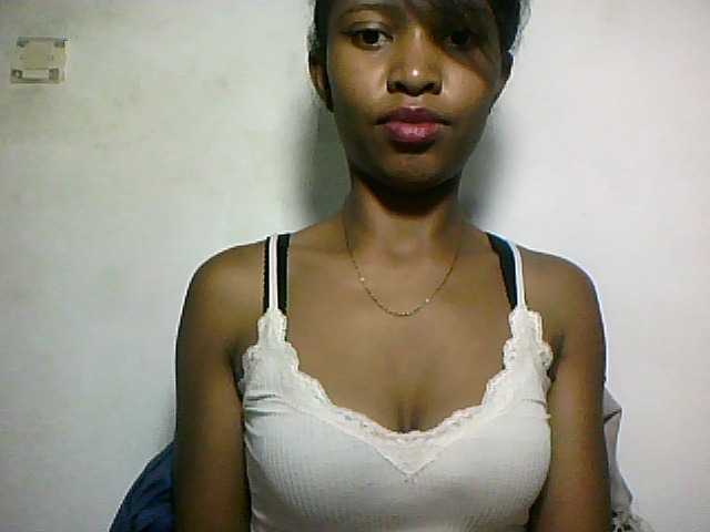 Nathiii live cam on BongaCams