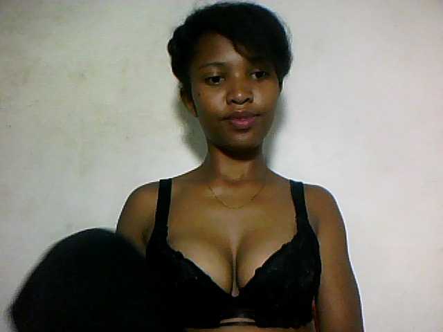 Nathiii live cam on BongaCams
