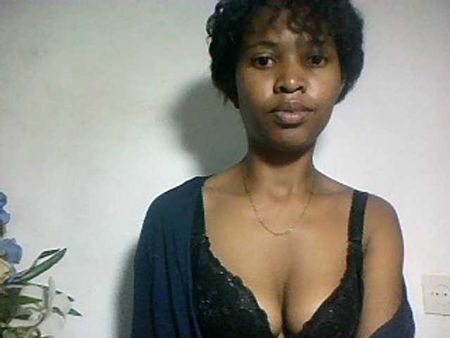 Nathiii live cam on BongaCams