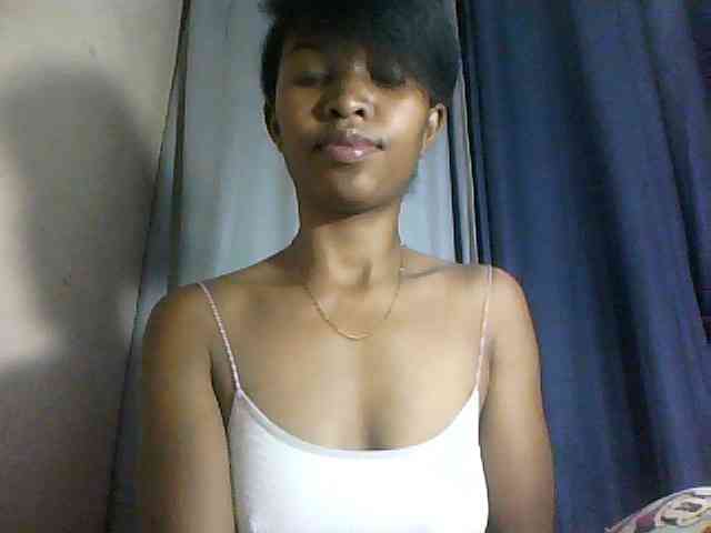 Nathiii webcam