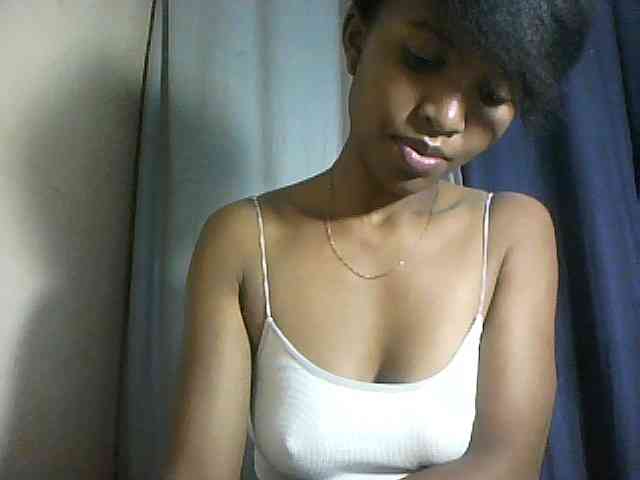 Nathiii webcam