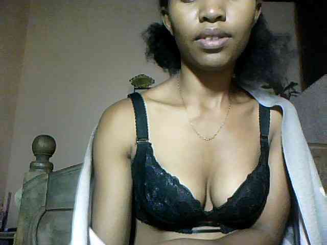 Nathiii webcam