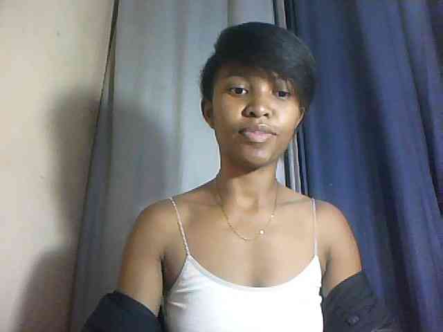 Nathiii webcam