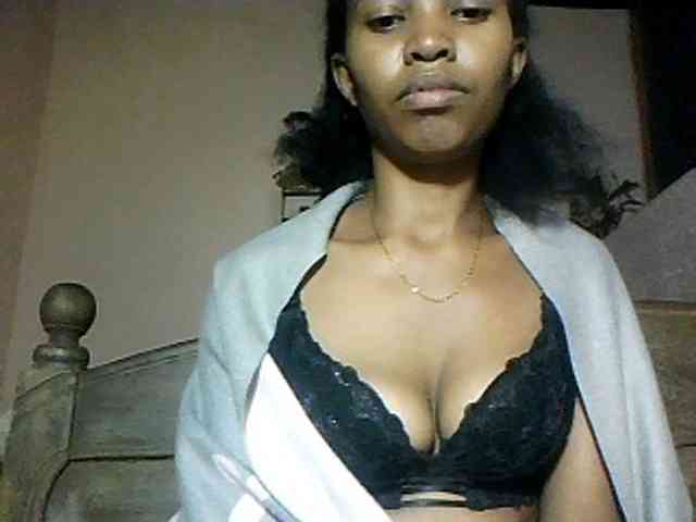 Nathiii webcam