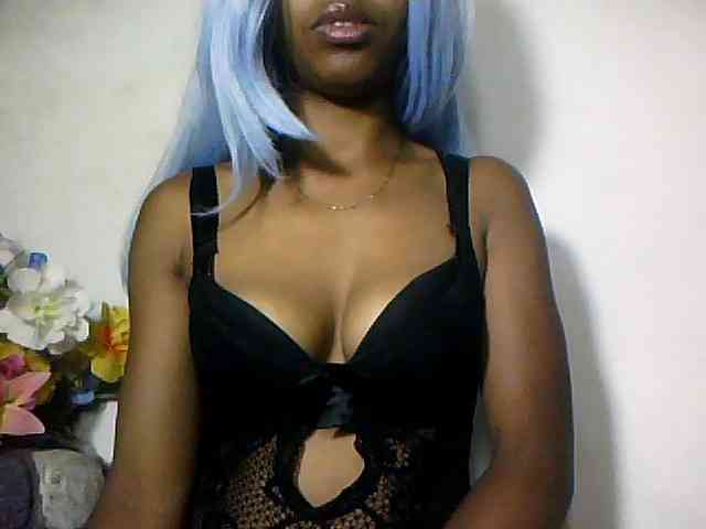 Nathiii Live Webcam on BongaCams