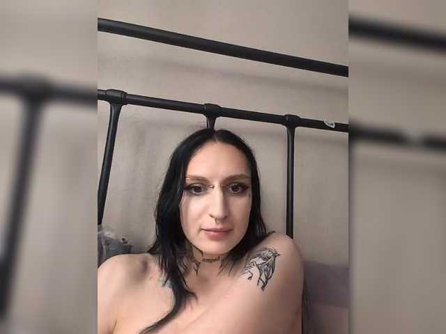 angelmaycry69 live show