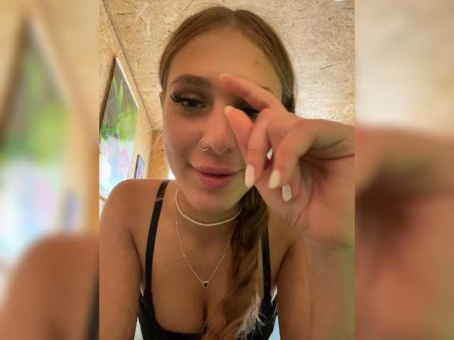 Murr-meow1 live cam on BongaCams