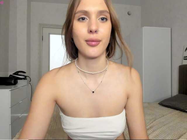 Murr-meow1 live cam on BongaCams