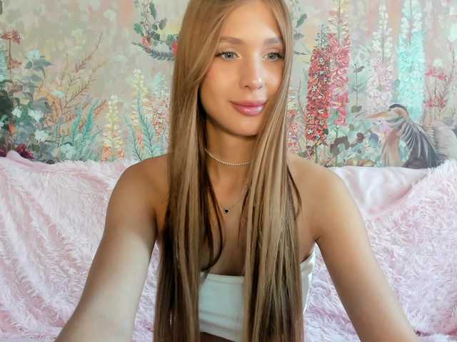 Murr-meow1 live cam on BongaCams