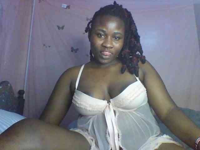 Moona141 webcam