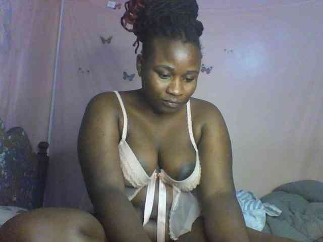 Moona141 webcam