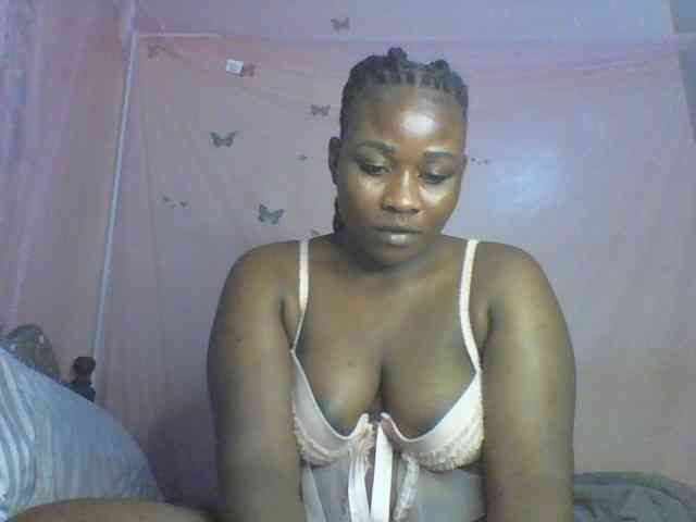 Moona141 webcam