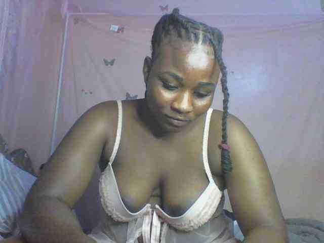 Moona141 webcam