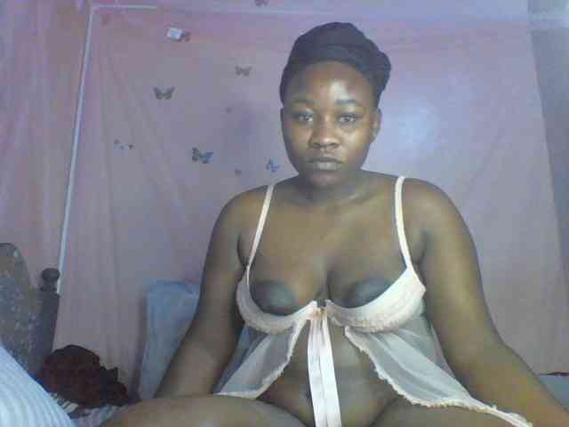 Moona141 webcam