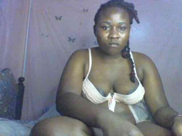 Moona141 webcam