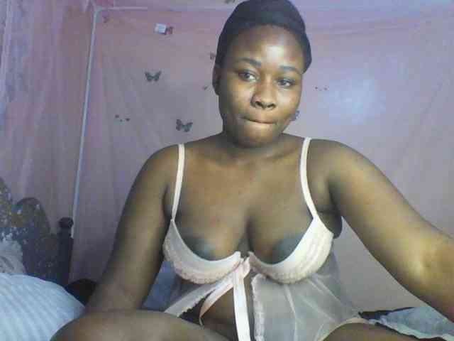 Moona141 webcam