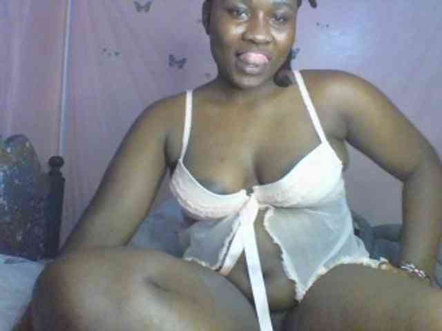 Moona141 webcam