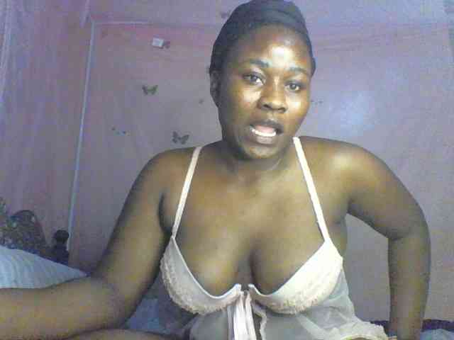 Moona141 webcam