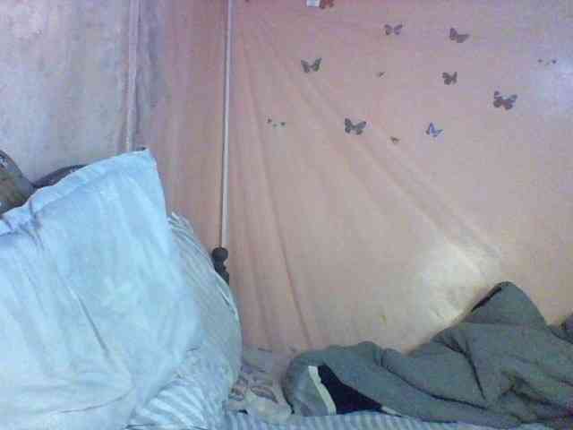 Moona141 webcam