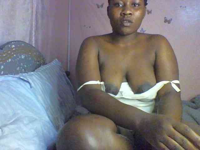 Moona141 webcam