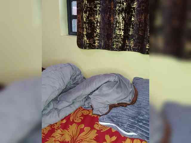 Moona141 webcam