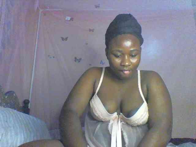 Moona141 webcam