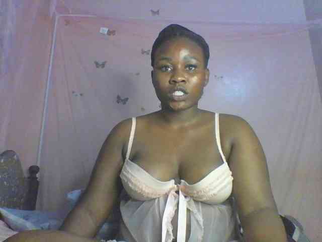 Moona141 webcam