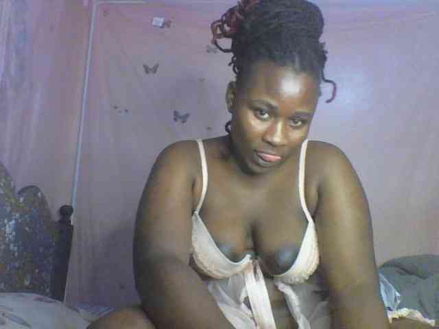 Moona141 webcam