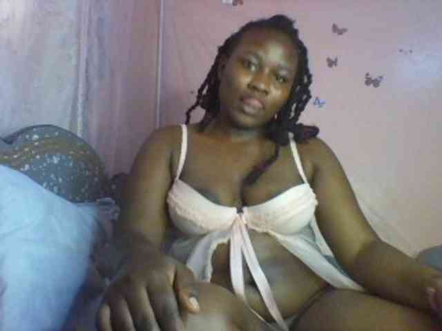 Moona141 webcam