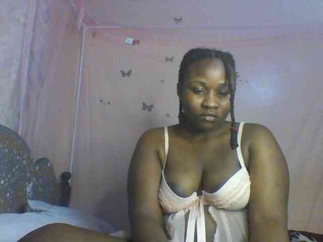 Moona141 webcam