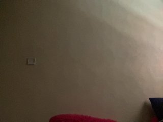 Hotpetitechic's Live Webcam