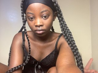 Hotpetite555