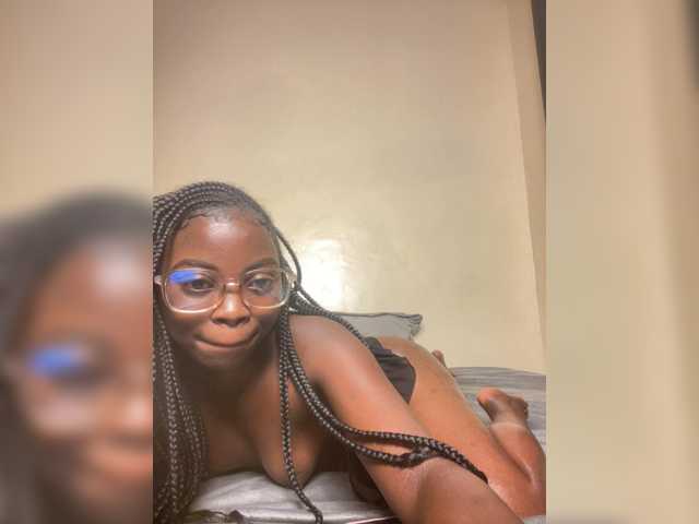 hotpetite555