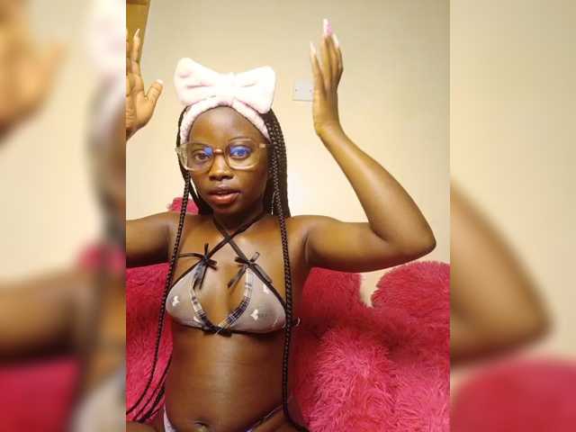 Chocolateboo598 live cam on BongaCams