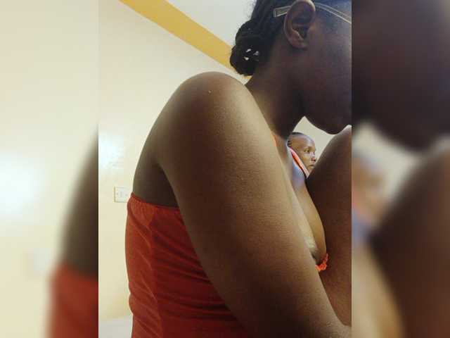 Chocolateboo598 live cam on BongaCams