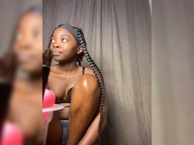 Chocolateboo598 live cam on BongaCams