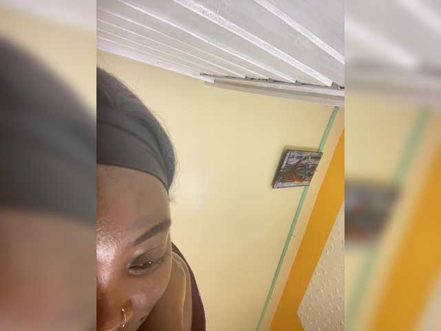 Chocolateboo598 live cam on BongaCams